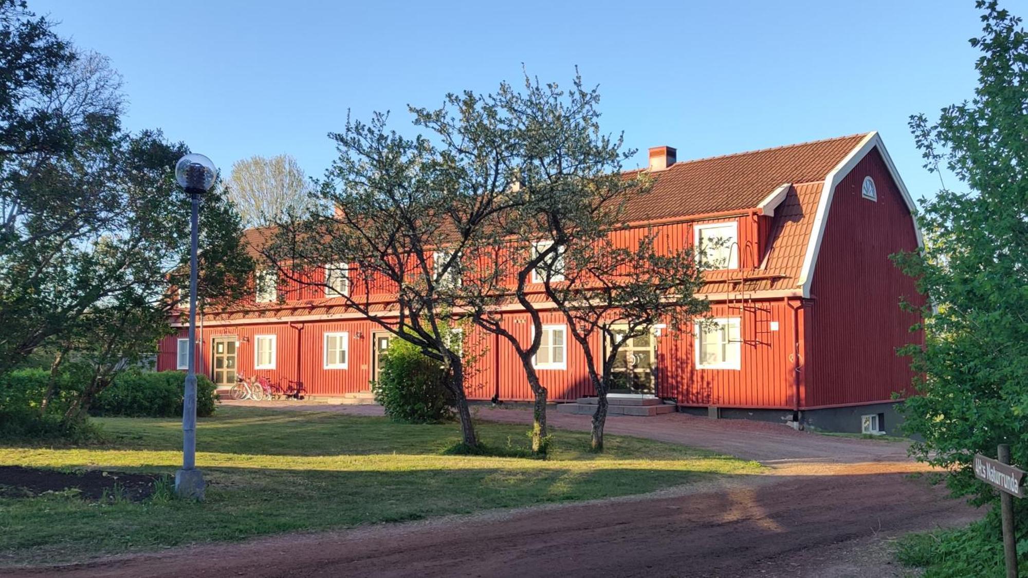 Gaesthem Jomala Gard Vandrarhem Exteriör bild