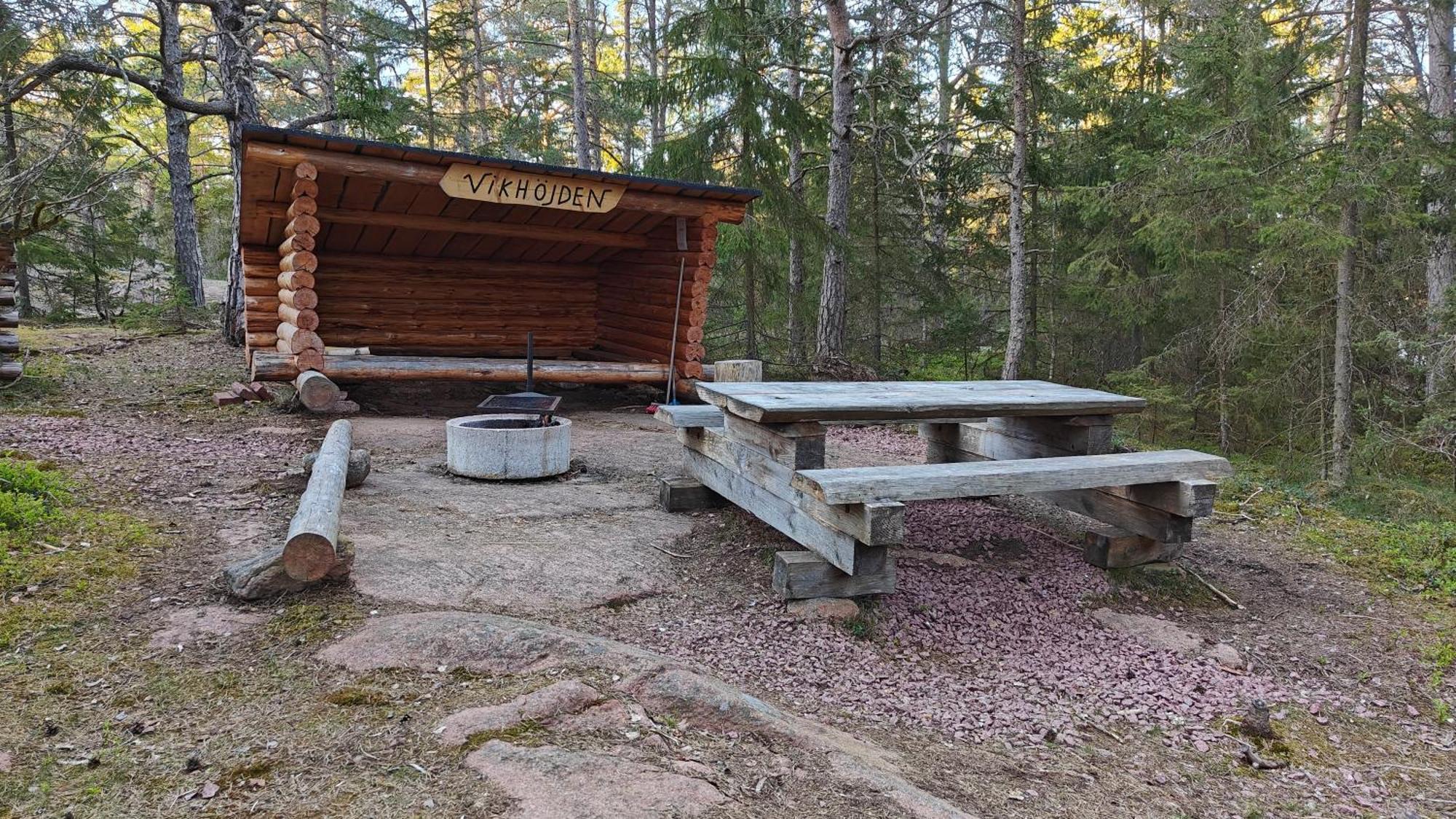 Gaesthem Jomala Gard Vandrarhem Exteriör bild
